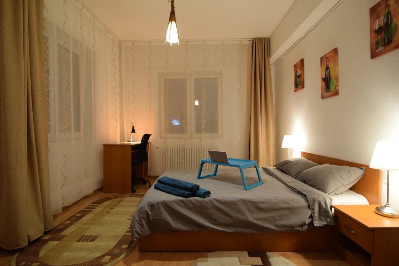 Resedinta Lui Calin Apartment Bucharest Exterior photo